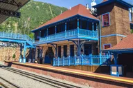 Pikes Peak Cog Railway and Garden of the Gods Tour thumbnail 2