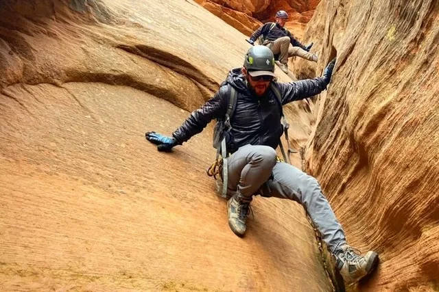 Rock Canyon Rappelling Adventure - Image 4