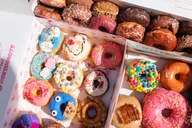 Santa Monica Donut Walking Tour thumbnail 1
