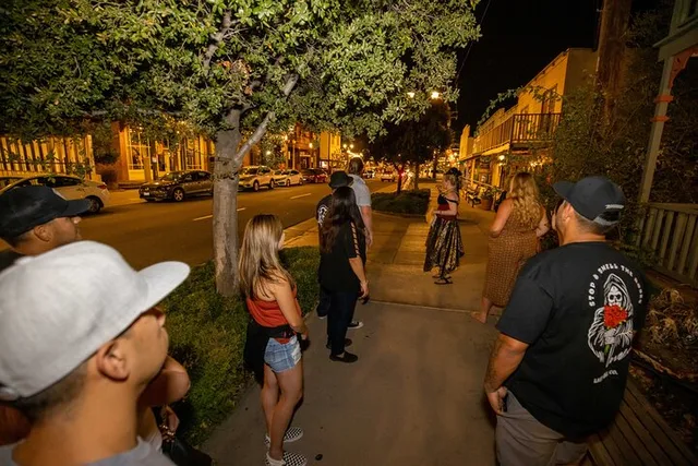 San Diego Ghost Walking Tour with Pub Crawl - Image 4