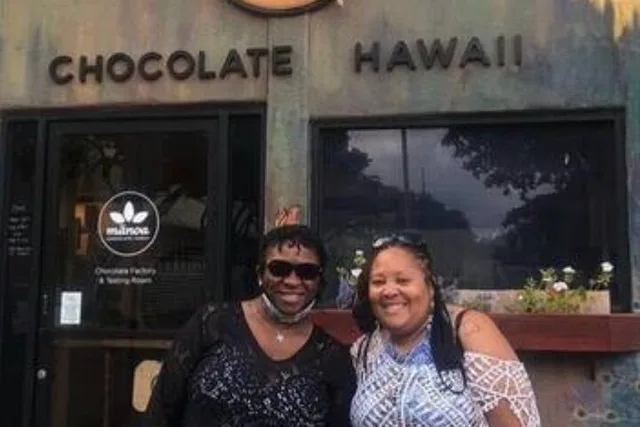 Oahu North Shore Sightseeing and Food Tour - Image 4