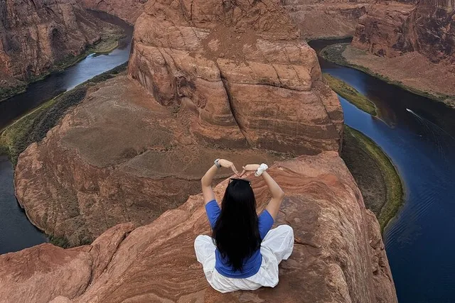 Las Vegas Antelope Canyon and Horseshoe Bend Tour - Image 5