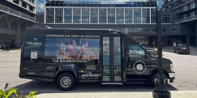 Louisville Kentucky Bourbon Trail Tour - Image 2