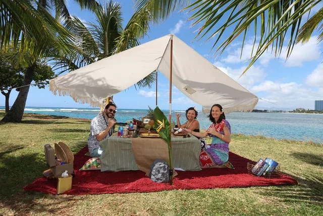 Honolulu Picnic & Photoshoot 2 hr - Image 1