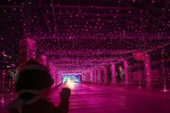 Las Vegas Motor Speedway Holiday Light Show thumbnail 4