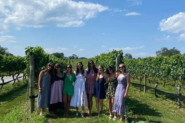 New York City Long Island Wine Tour 8 hr - Image 3