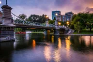 Boston Trolley Tour and River Cruise at Sunset thumbnail 5