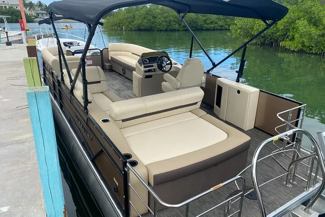 Key West Pontoon Boat Rental 8 hr - Image 1