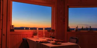 Fairbanks Northern Lights Yurt Dinner Experience
