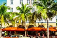 Miami Art Deco District French Walking Tour 2 hr thumbnail 1