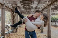 New York Romantic Photoshoot Experience thumbnail 5