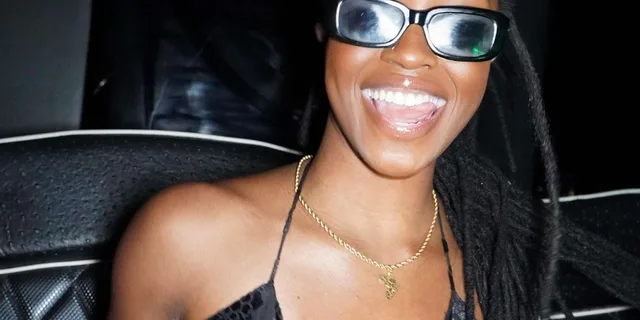 Las Vegas Hip-Hop Pool and Club Tour with Party Bus - Image 6