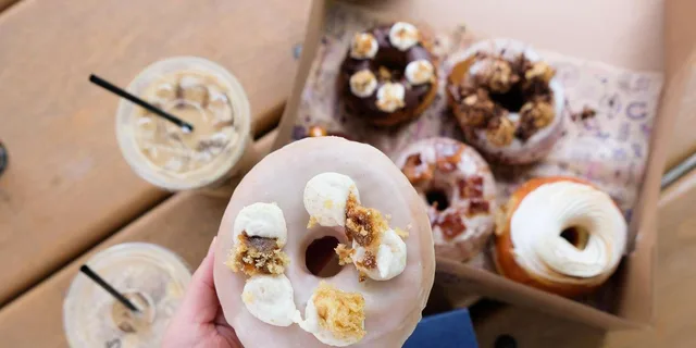 Miami Wynwood Donut and Street Art Tour 2 hr - Image 3