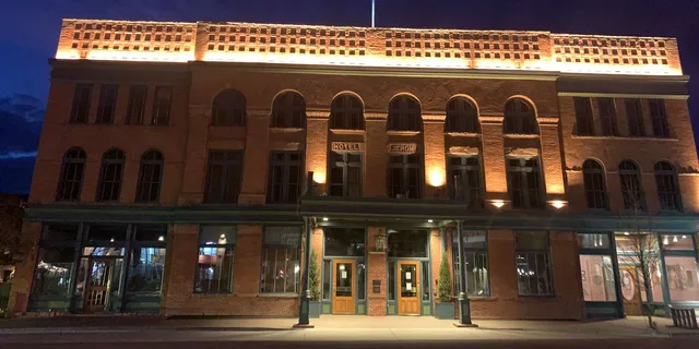 Aspen Ghost-Themed Walking Tour - Image 1