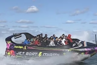 Miami Speed Boat Tour and Hard Rock Meal