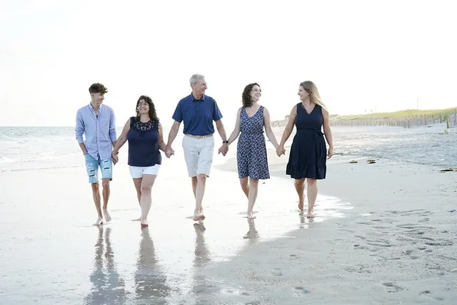 Cocoa Beach Family Portrait Session 60 min - Image 2