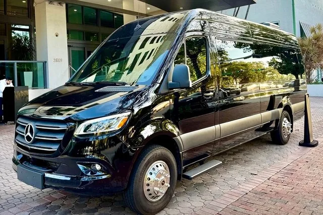 Miami Airport and Port Private Transfer - Image 4
