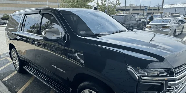Boston Airport to Freedom Trail Limo Transfer - Image 2