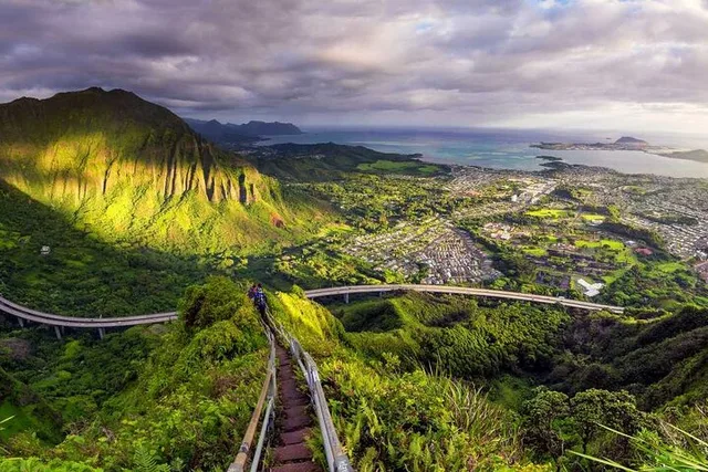 Pupukea Private Airport Transfer to Honolulu - Image 5