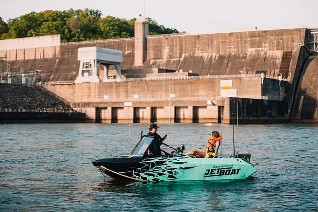 Smoky Mountains Jet Boat Adventure - Image 4