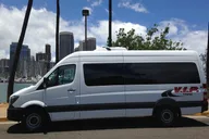 Honolulu Airport Shuttle Transfer thumbnail 1