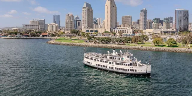 San Diego Scenic Harbor Tour 90 Min - Image 1