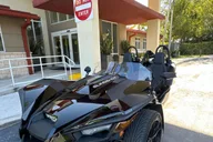 Miami Polaris Slingshot Rental 1 hr thumbnail 4