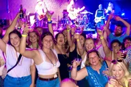 Nashville Music City Pub Crawl thumbnail 1