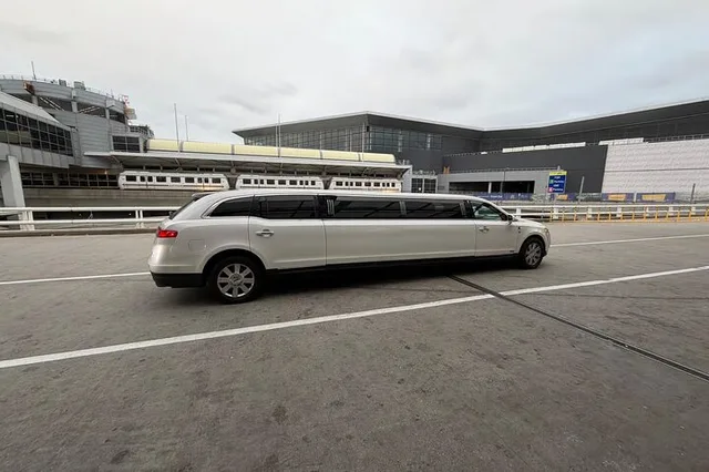 Teterboro Airport Private Arrival Pickup - Image 3