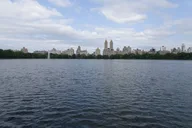New York Upper East Side Scavenger Hunt thumbnail 1