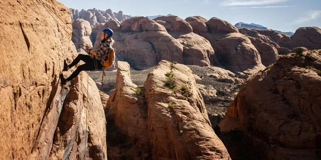 Moab Bow and Arrow Canyon Canyoneering Excursion 5 hr - Image 4