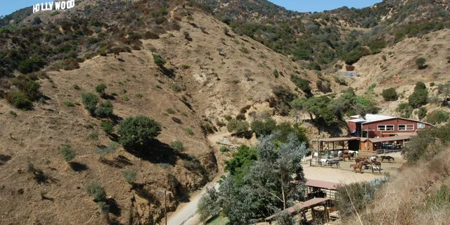 Los Angeles Horseback Riding Tour in Griffith Park - Image 1