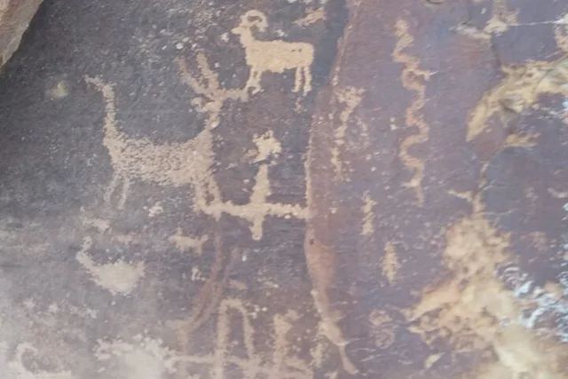 Moab Ebike Petroglyph Tour 2 hr - Image 2