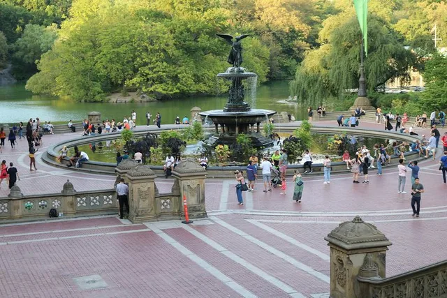 New York City Central Park Pedicab Tour - Image 4