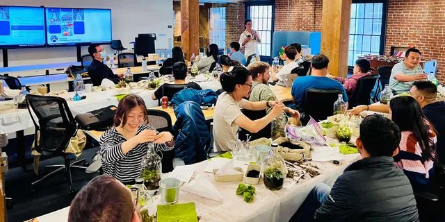 San Francisco Floating Terrarium Workshop - Image 6
