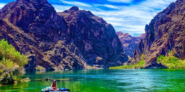 Hoover Dam Kayaking and Hot Springs Adventure - Image 3