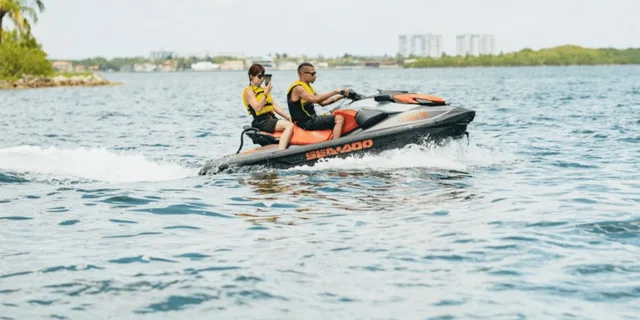 Miami Biscayne Bay Jet Ski Rental with Free Boat Ride - Image 6
