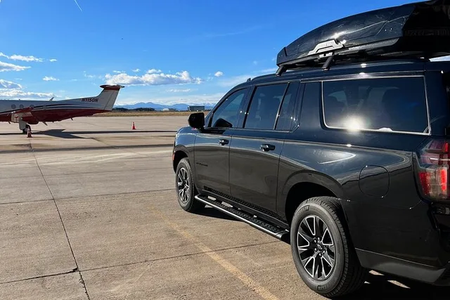 Boulder to Denver Airport Private Transportation - Image 2