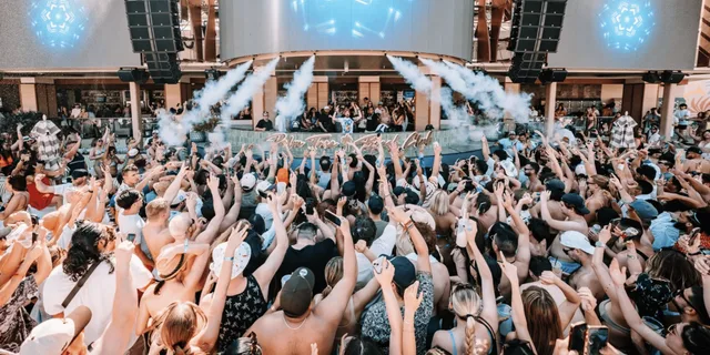 Las Vegas Pool Crawl with Party Bus & Open Bar - Image 1
