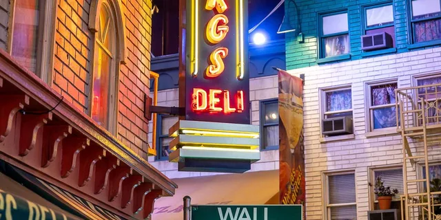 Las Vegas Foodie Walking Tour on The Strip - Image 6