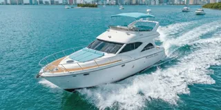 Miami Yacht Rental with Jet Skis 3-4 hr