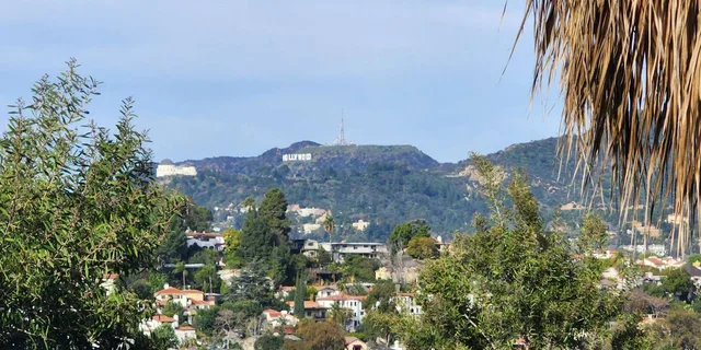 Los Angeles River Eco Tour and Secret Stair Hike - Image 3