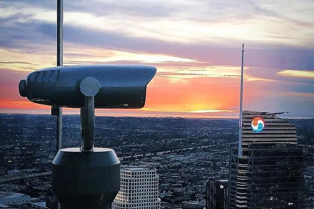 Los Angeles Skyspace Admission with Optional Skyslide - Image 4