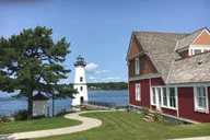 St Lawrence River Glass Bottom Boat Tour to Rock Island Lighthouse thumbnail 1