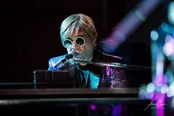 Las Vegas Elton John Tribute Show 70 Min thumbnail 2