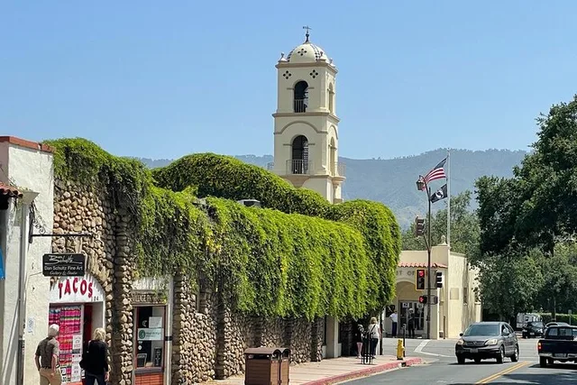 Los Angeles Ojai Vineyard Tour - Image 2
