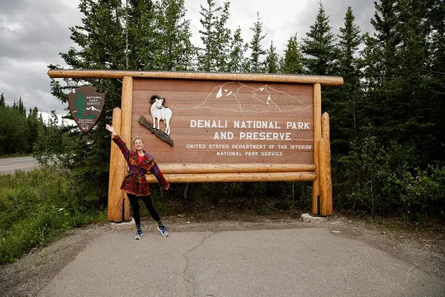 Denali Husky Sled Dog Tour & Brewery Visit - Image 2