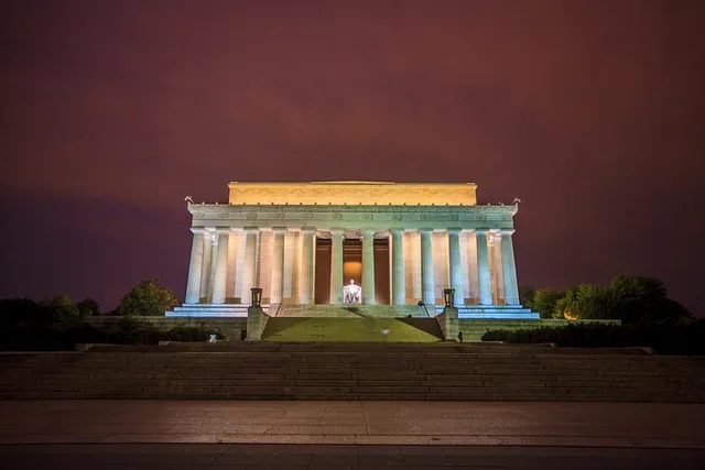 Washington Monuments Evening Tour - Image 6