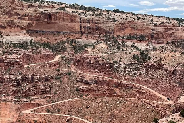 Moab Arches & Canyonlands Backcountry 4X4 Jeep Tour - Image 5