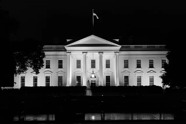 Washington DC Monuments Night Tour 3 hr - Image 2